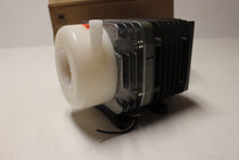 Load image into Gallery viewer, New Medo AC0610-A1028-D3-0511 Linear Compressor Vacuum Pump USA MADE