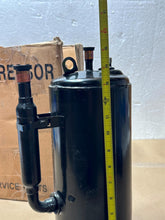 Load image into Gallery viewer, New LG GPT442MBA 3 Phase DC Variable Rotary Compressor 380V