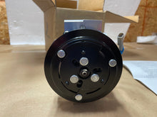 Load image into Gallery viewer, GPD 6511340 A/C Compressor fits 99-00 Escalade