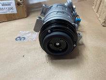Load image into Gallery viewer, Pinnacle 6511396 14-20448NEW A/C Compressor 2002 Escalade Avalanche Tahoe Yukon