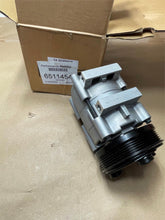 Load image into Gallery viewer, Triton 14-3030N 6511454 A/C Compressor fits 01-06 Tribute, 99-02 Cougar, MORE