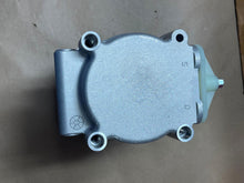 Load image into Gallery viewer, Triton 14-3028NEW 6511461 A/C Compressor fits 98 Sonata, 02 Blackwood, MORE